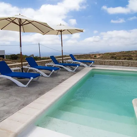 La Pardela Tatil Evi