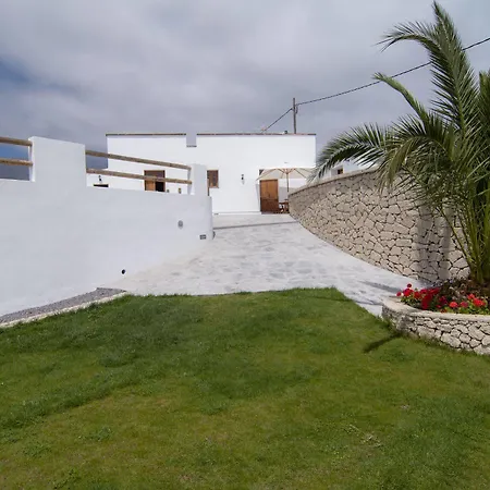 Сasa de vacaciones La Pardela La Cisnera