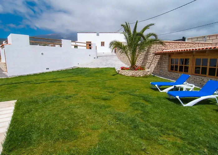 La Pardela * La Cisnera