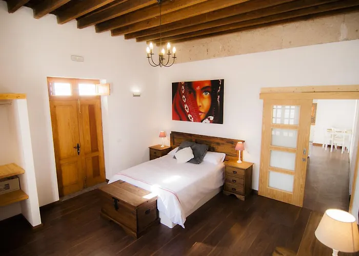 La Pardela * La Cisnera